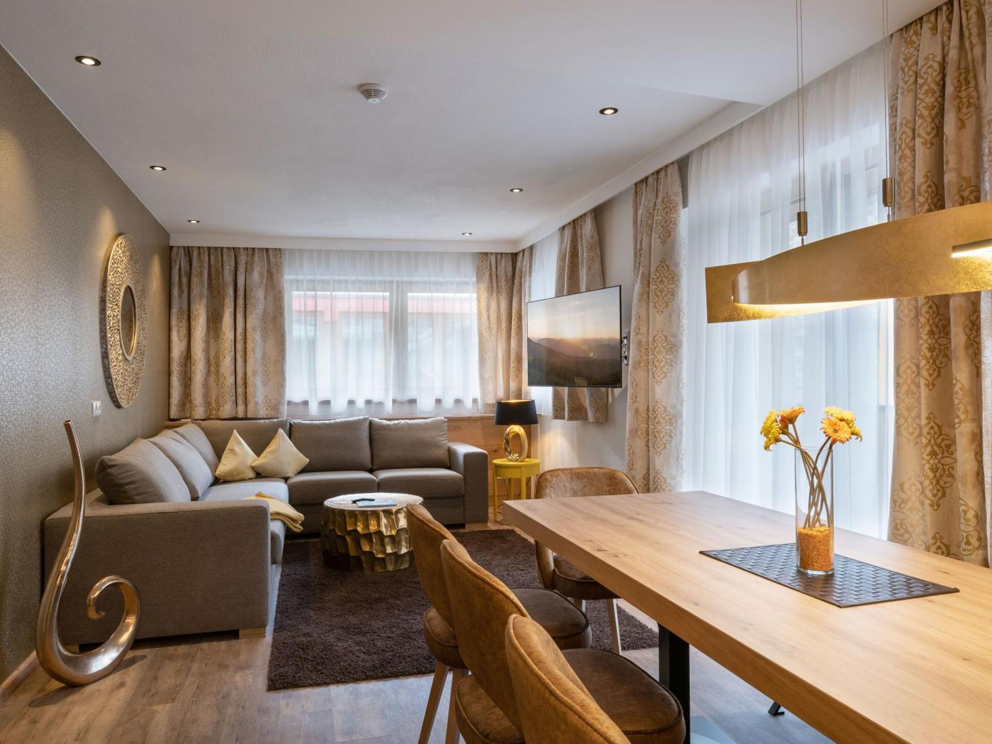 מאיירהופן Appartements Alma מראה חיצוני תמונה